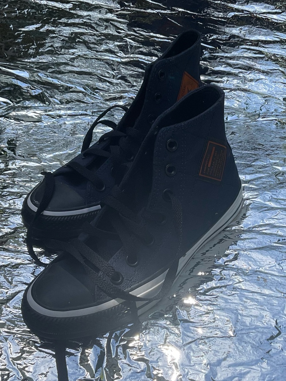 Converse CTAS Hi in Obsidian/Amber Sepia/White
